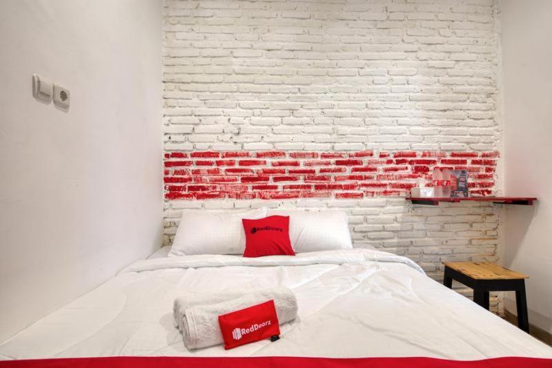 Reddoorz Syariah @ Jl. Cengger Ayam Dalam Hotel Malang Værelse billede